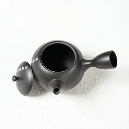 Hokuryū Kokudei Hiramaru Sakura Inka Kyusu