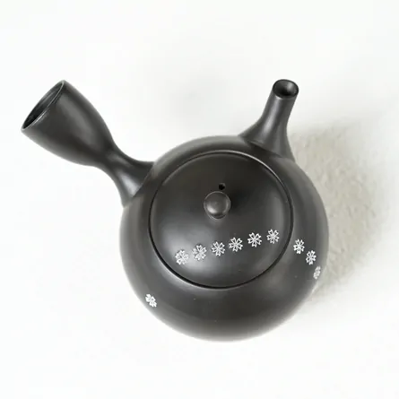 Hokuryū Kokudei Hiramaru Sakura Inka Kyusu