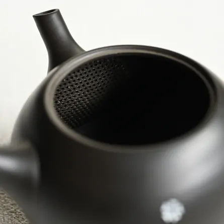 Hokuryū Kokudei Hiramaru Sakura Inka Kyusu