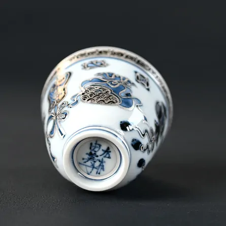 Kutani Sometsuke Ginsai Takarazukushi Senchawan