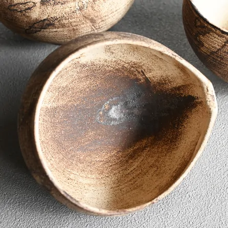 草津焼錆白泥片口