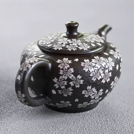 Shun'en Black Marugata Inlay Sakurabori Ushirode Kyusu