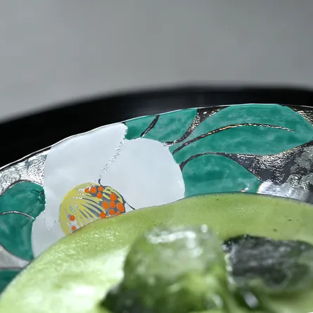 Glass Hira Chawan Giyaman Natsutsubaki
