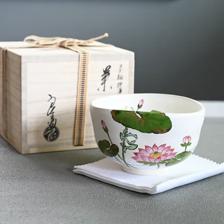 Chawan Haiyū Suiren ni Kaeru