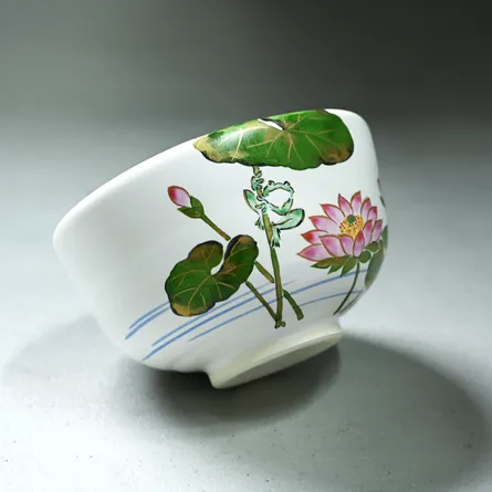 Chawan Haiyū Suiren ni Kaeru