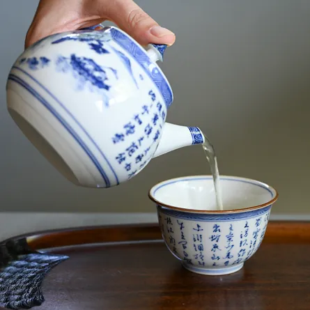 Shōami Sometsuke Kanshi Kumidashiwan