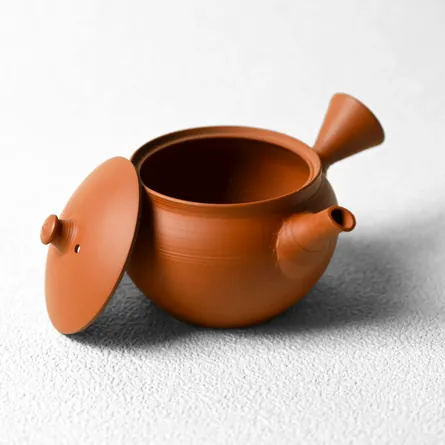 Yamada Yūtarō Honshudei Marugata Kyusu