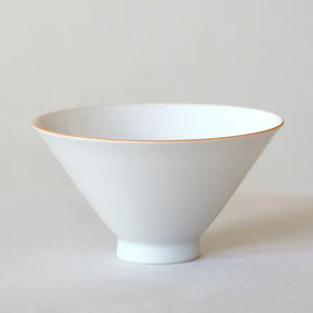 Hakuji Sorigata Yunomi