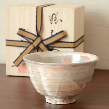 粉引茶碗　成起作