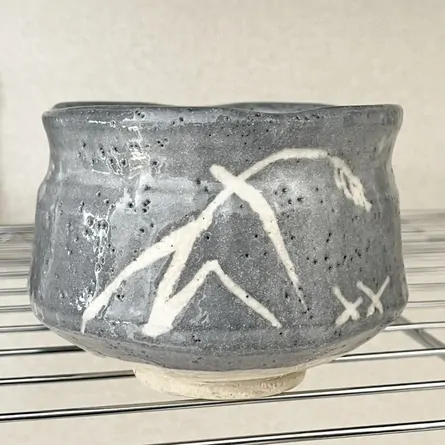 鼠志野茶碗　春草作