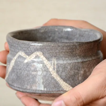 鼠志野茶碗　春草作