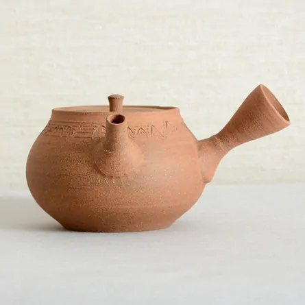 Taisen Nanban Daruma Kugibori Kyusu