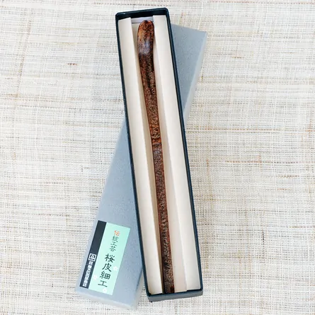 桜皮茶杓　霜降皮