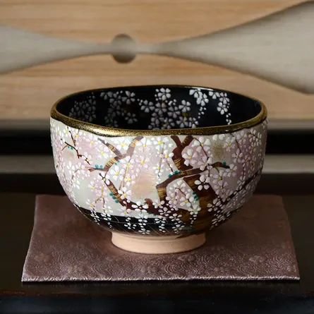 Chawan Kenzan Narihirazakura