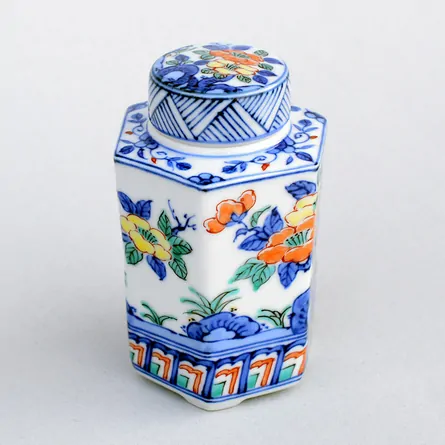 昭阿弥色絵花鳥茶入