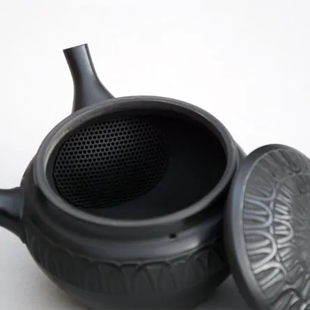 Kokudei Marugata Marumonyobori Kyusu