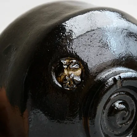 Kuroraku Chawan Boar