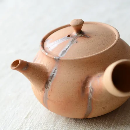 Taisen Hidasuki Daruma Kyusu