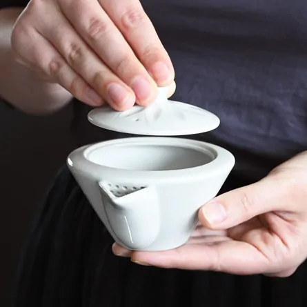 Buy Hakuji Hōhin Teapots Hōhin - Sazen Tea
