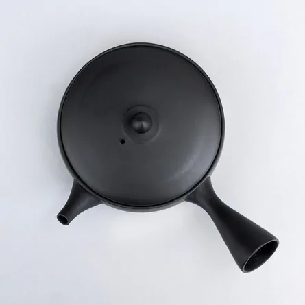 功吏　黒泥平袋形急須