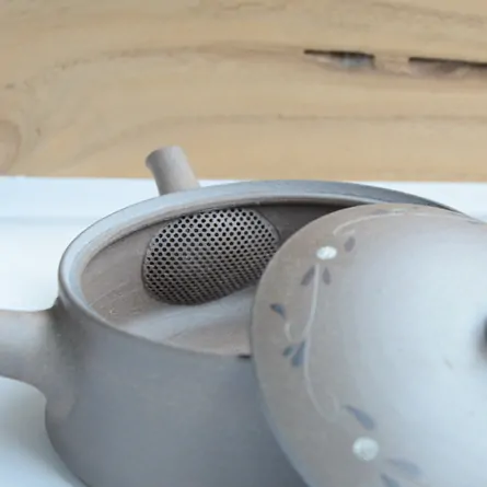 Yutaka Hanagara Hira Kyusu