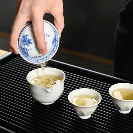 Feng Huang Dancong Tong Tian Xiang Xue Pian 