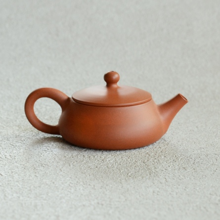 Yamada Yūtarō Honshudei Hiragata Ushirode Kyusu Small