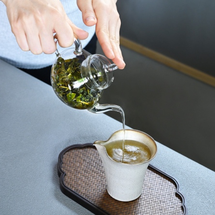 瑠璃茶壷