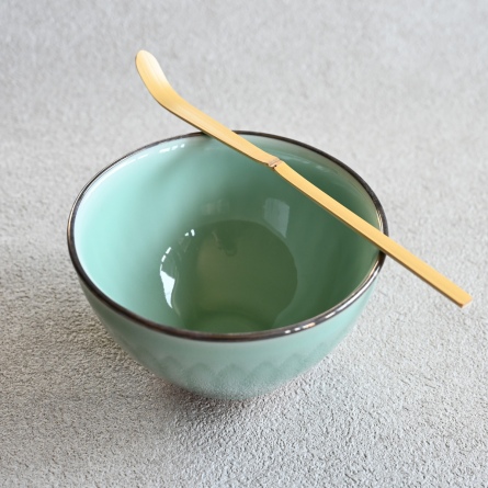 Shirotake Chashaku Mejiro ni Hana