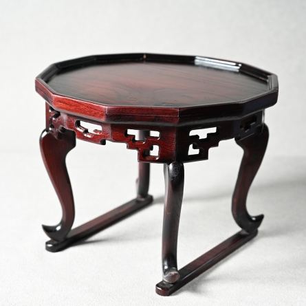 193 Korean table simple