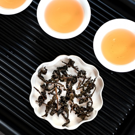 凍頂烏龍茶熟香 春茶 2025 台湾茶 烏龍茶 - Sazen Tea