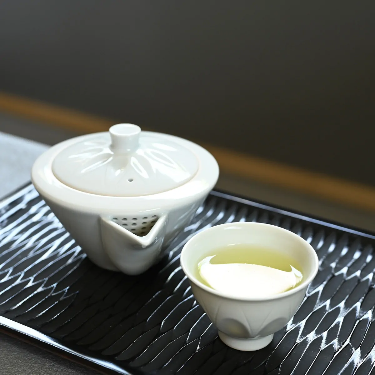 宝瓶　龍 白磁宝瓶 急須 宝瓶 - Sazen Tea