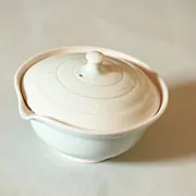 仁 青磁絞り出し
