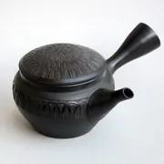 Kokudei Marugata Marumonyobori Kyusu