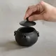 昭萌黒朱剥霰鐶宝瓶